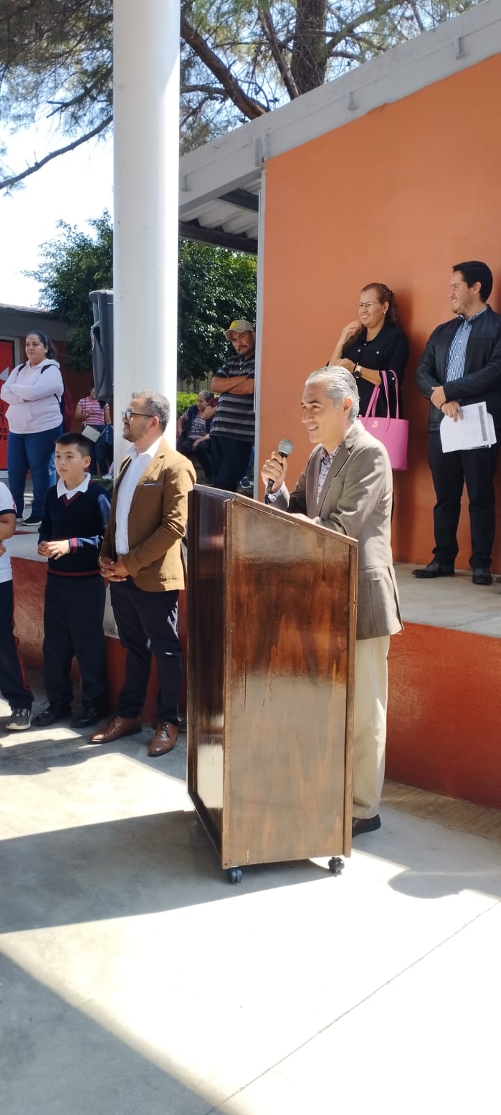 Michoacán garantiza el derecho a la educación: DIF