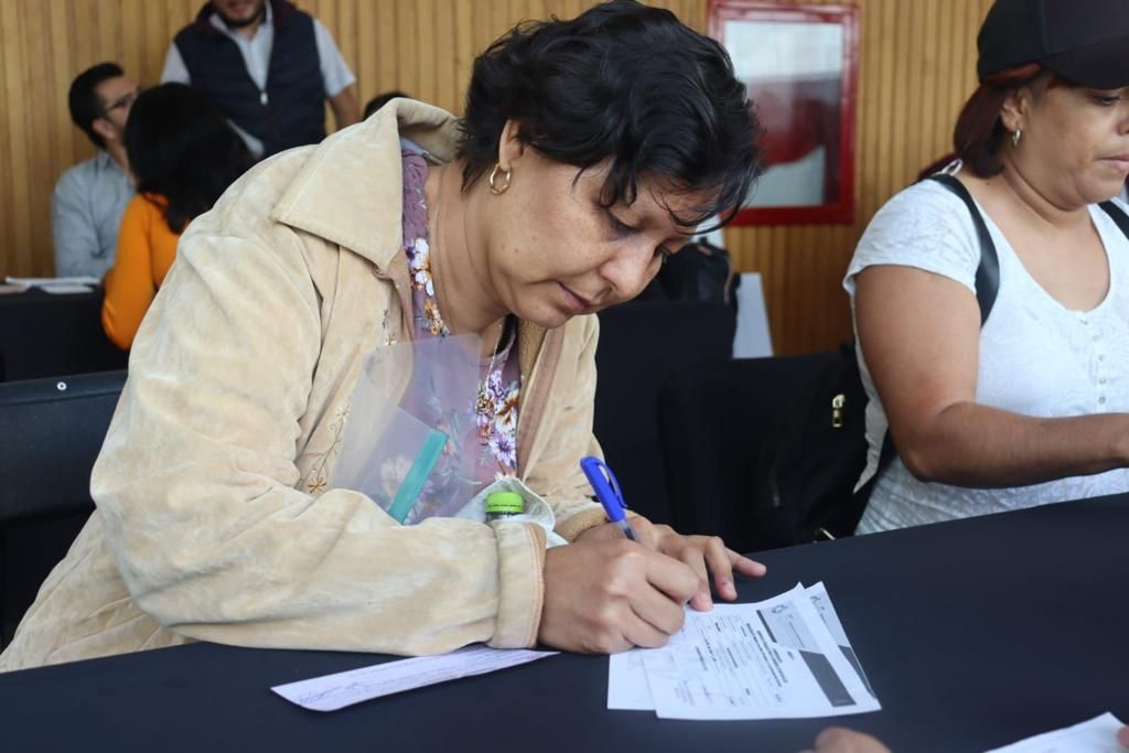 Conoce como solicitar el apoyo de 4 mil pesos para mujeres con cáncer.