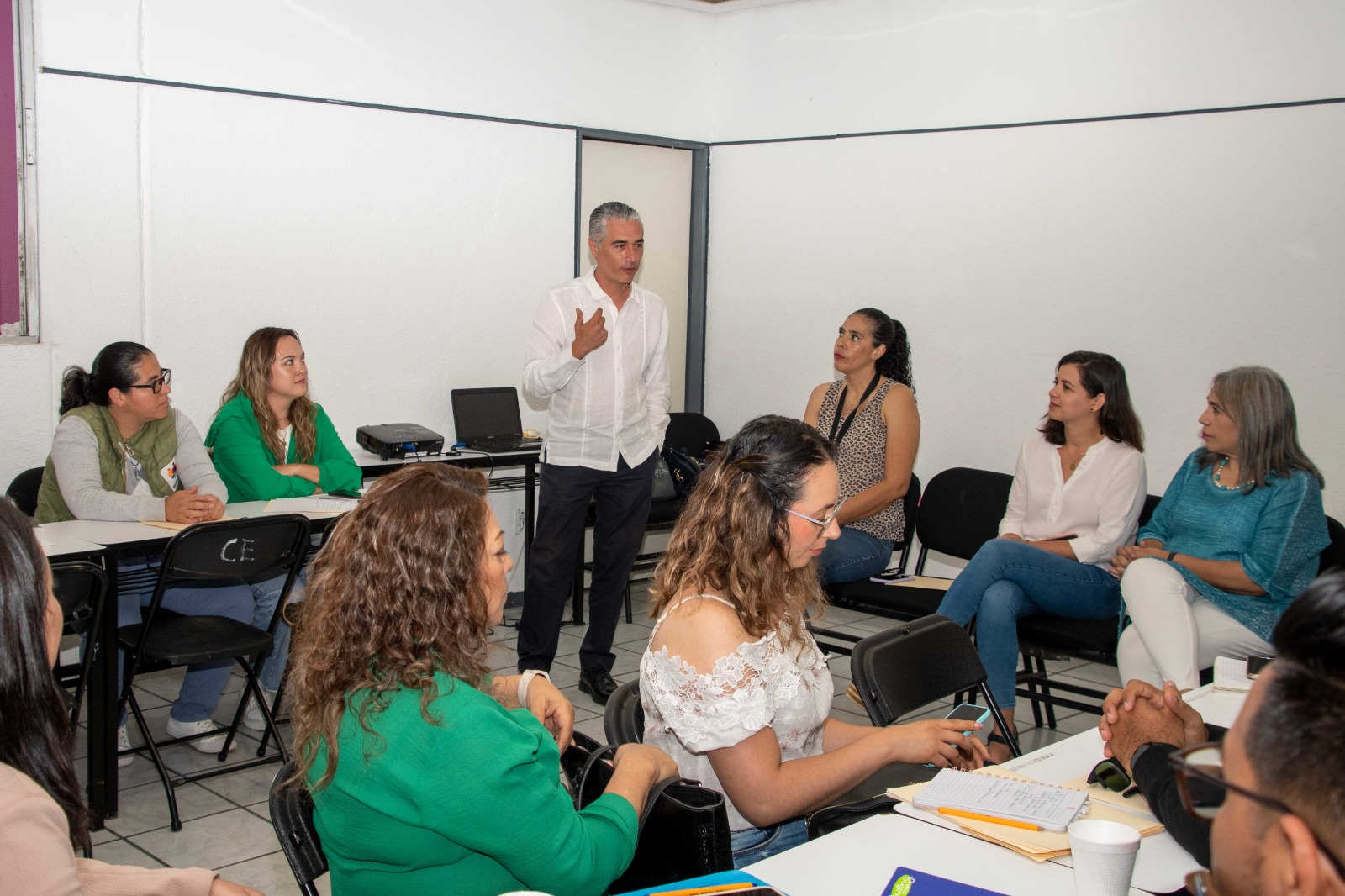 Becará DIF Michoacán a más de 600 menores en situación de trabajo.