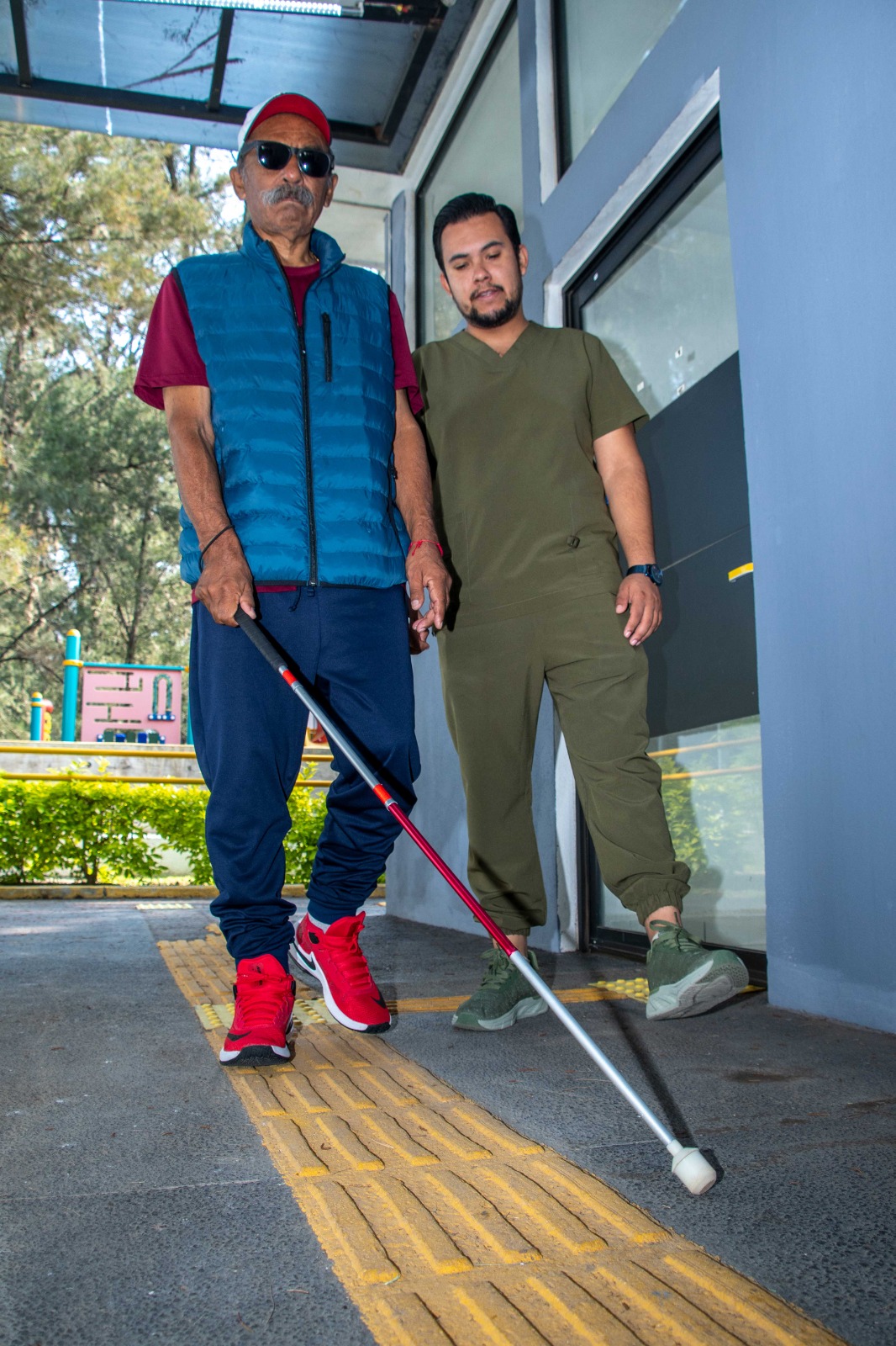 DIF Michoacán ofrece rehabilitación a personas con discapacidad visual