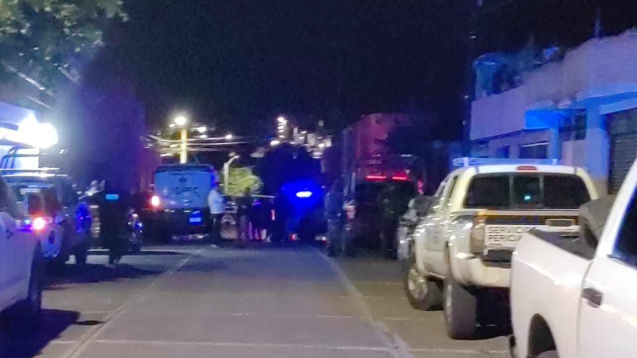 Hombre es víctima de homicidio a balazos en Morelia.