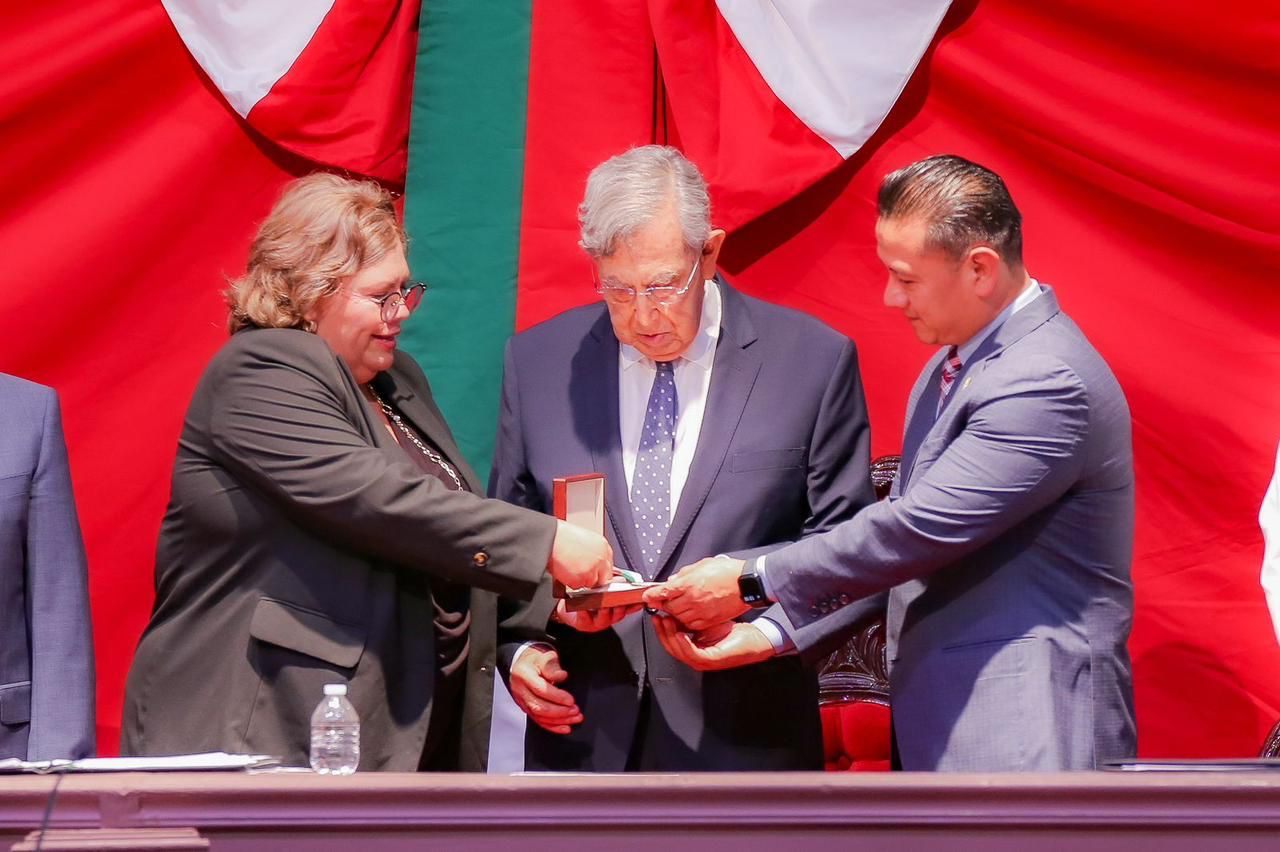 CCS, factor decisivo en la consolidación de la democracia: Torres Piña.