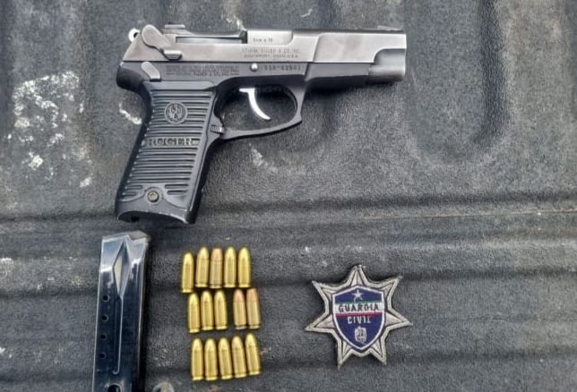 SSP detiene en Huetamo, a hombre con arma de fuego.