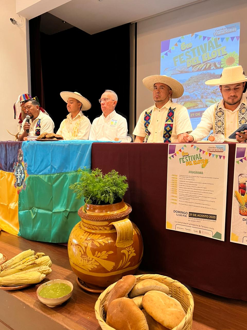 Uchepos, atoles y pasteles te esperan en el Festival del Elote, en Zacapu.