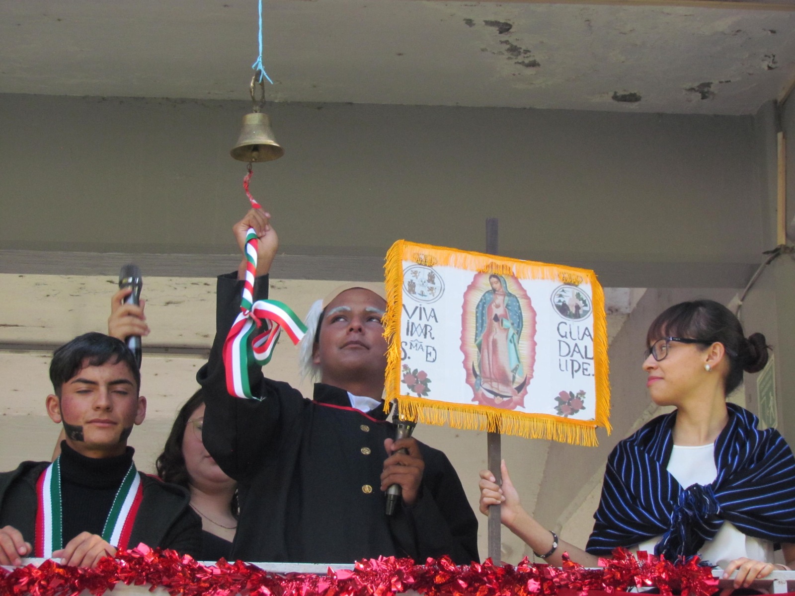 En el CONALEP se realizó tradicional mañanita mexicana