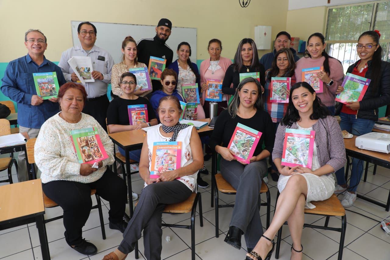 Ven docentes michoacanos buena aceptación de libros de texto: SEE