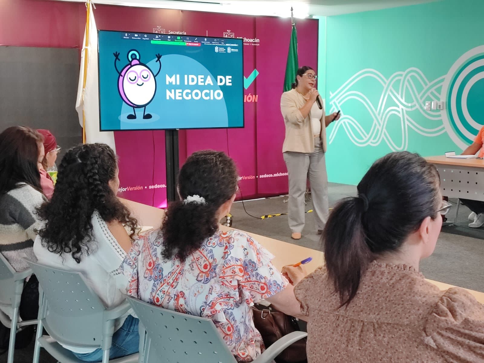 A través de Desafío Emprendedor, apoya Sedeco ideas de michoacanos
