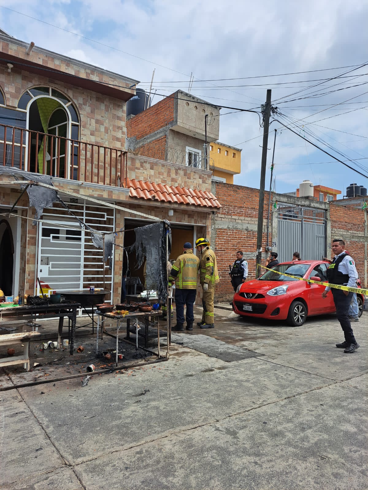 ¡Flamazo por fuga en local de venta de comida! Dos mujeres resultan heridas en Morelia