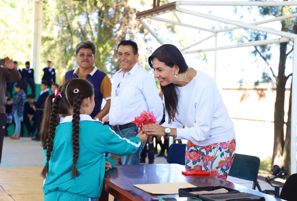 Se mejora infraestructura educativa en Maravatío con 2 mdp: SEE