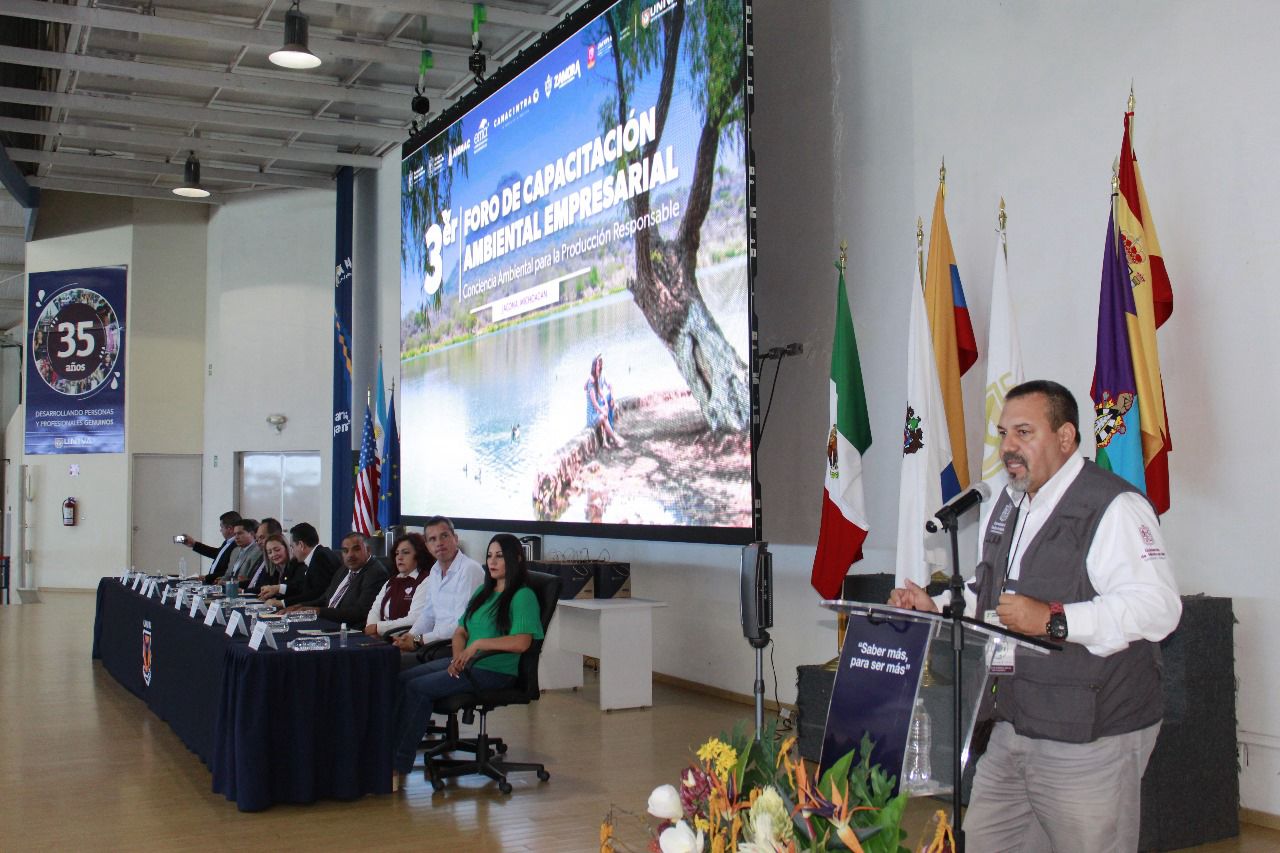 Celebran tercer Foro de Capacitación Ambiental