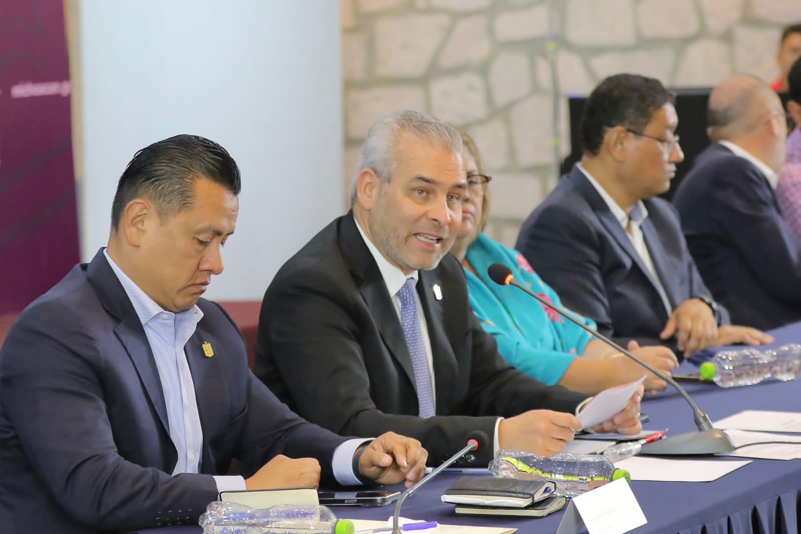 Instala Bedolla Mesa de Gobernabilidad y Seguimiento al Proceso Electoral 2023-2024