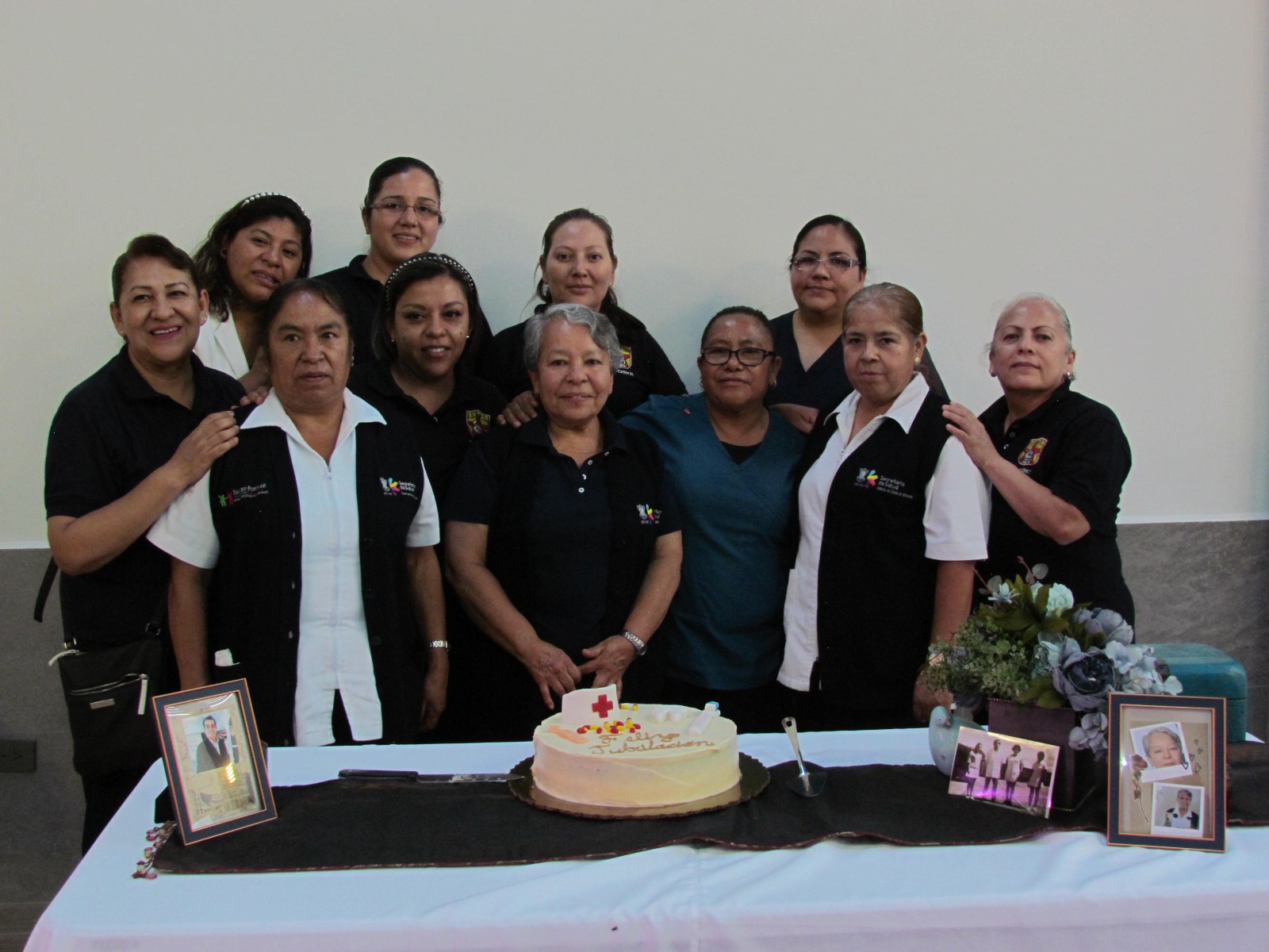 Dr. Antonio Liera Flores y Enfermera Leticia Medina se jubilan del sector salud