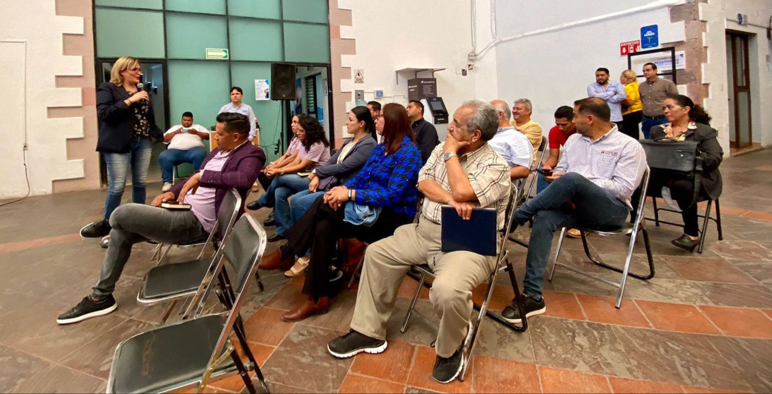 Sedeco capacita a agentes inmobiliarios para dar certeza jurídica