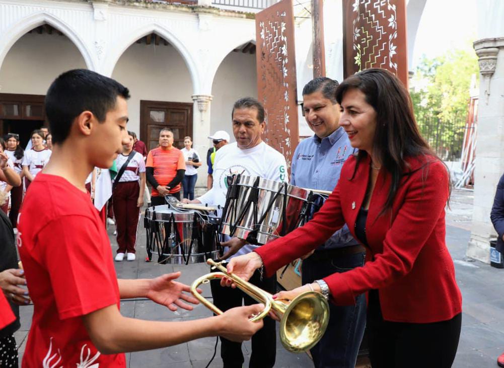 Fomenta SEE cultura cívica y valores patrios