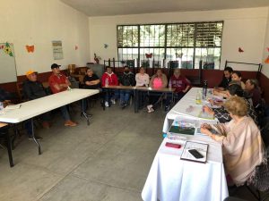 Intervienen autoridades educativas para liberar bloqueo en Tuxpan y abordar conflictos internos en escuela.