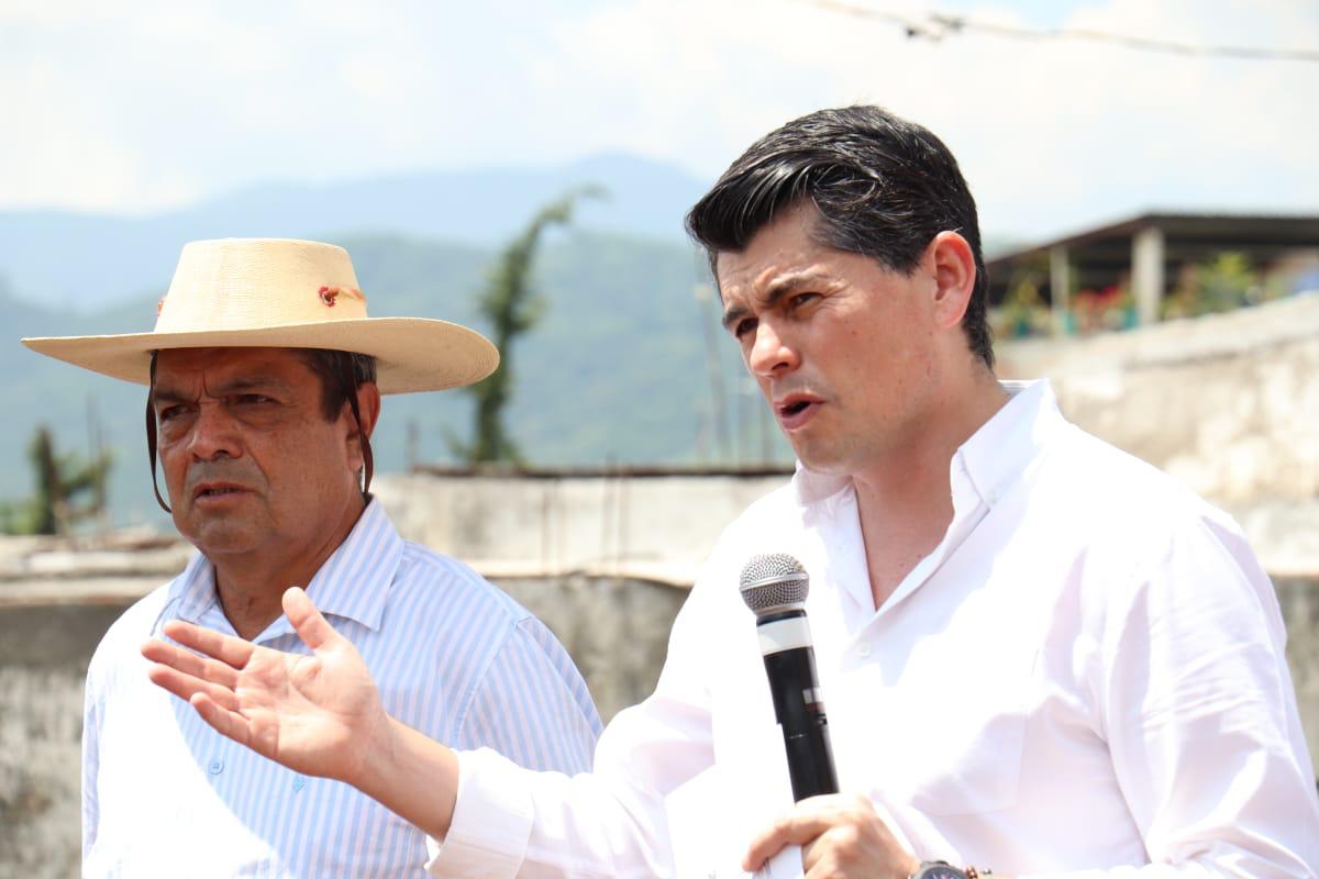 Beneficia #GobiernoDeSoluciones con agua potable a colonia El Palmar