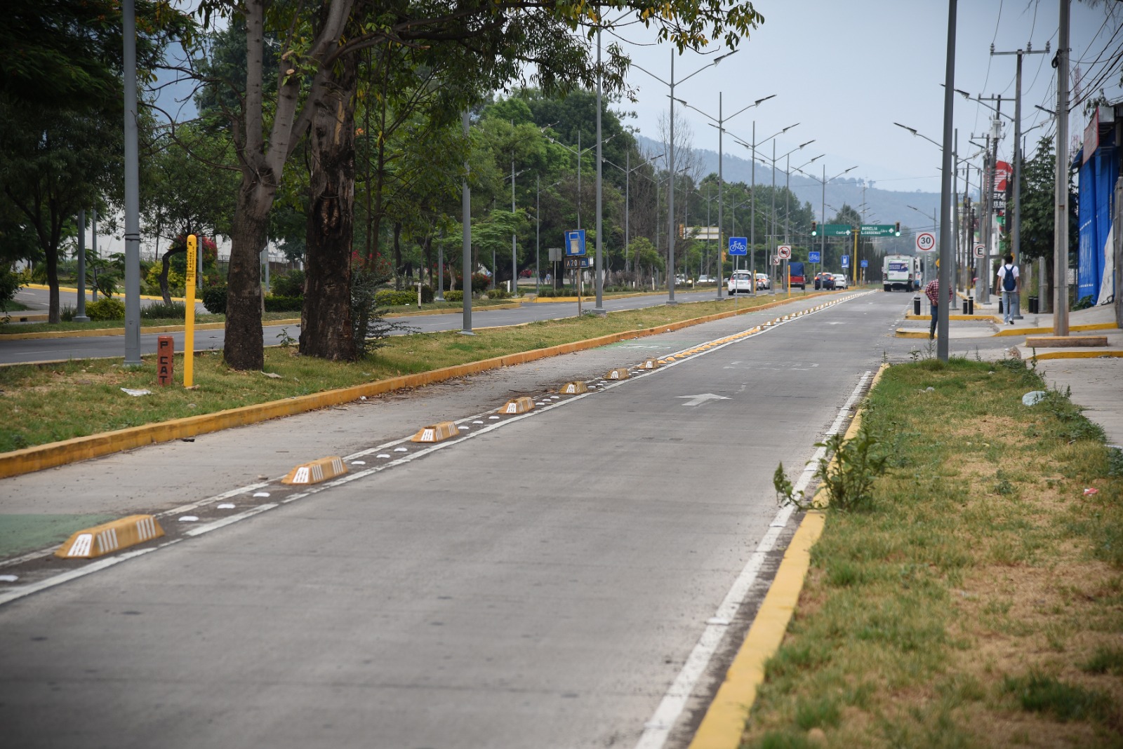 Gobierno de Bedolla destinó más de 12 mil millones en obra pública.