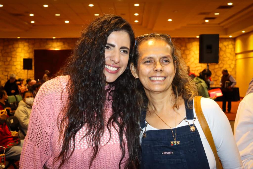 Entrega Sedebi en Morelia 1.4 mdp en apoyos a 350 mujeres con cáncer