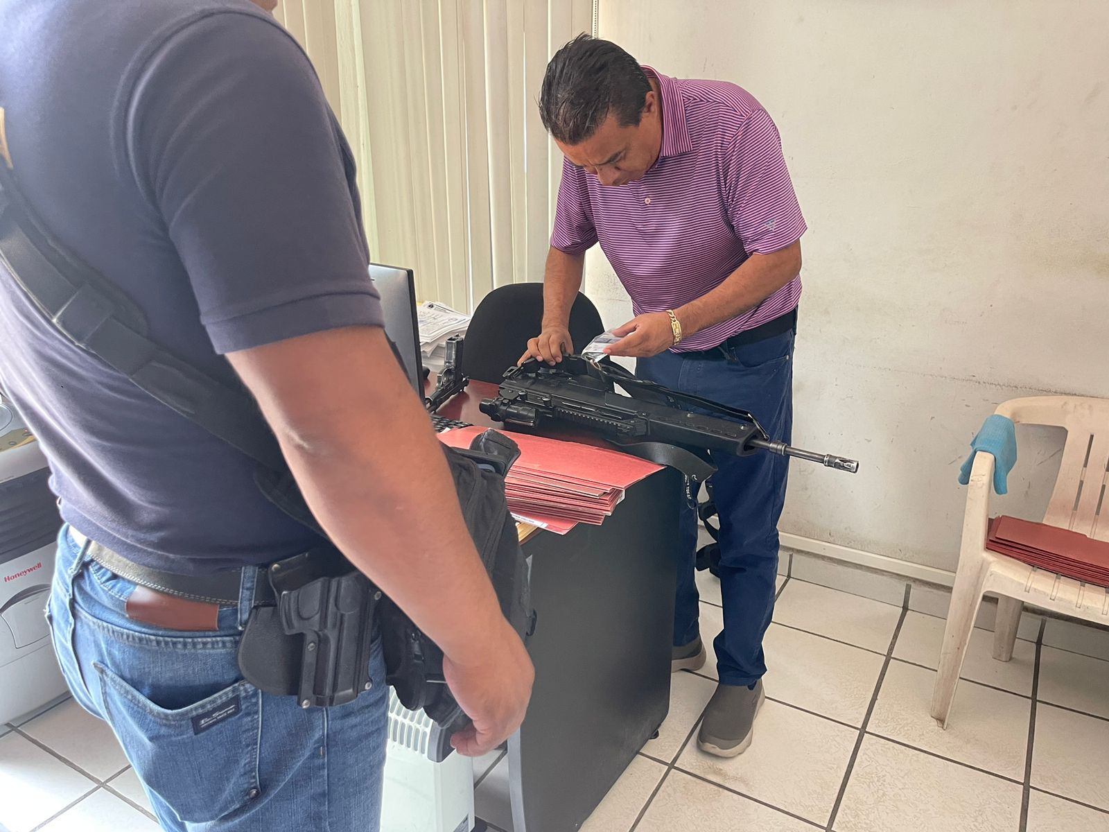 Investiga Fiscalía General posibles conductas constitutivas de delito por parte de servidores públicos; no habrá impunidad.