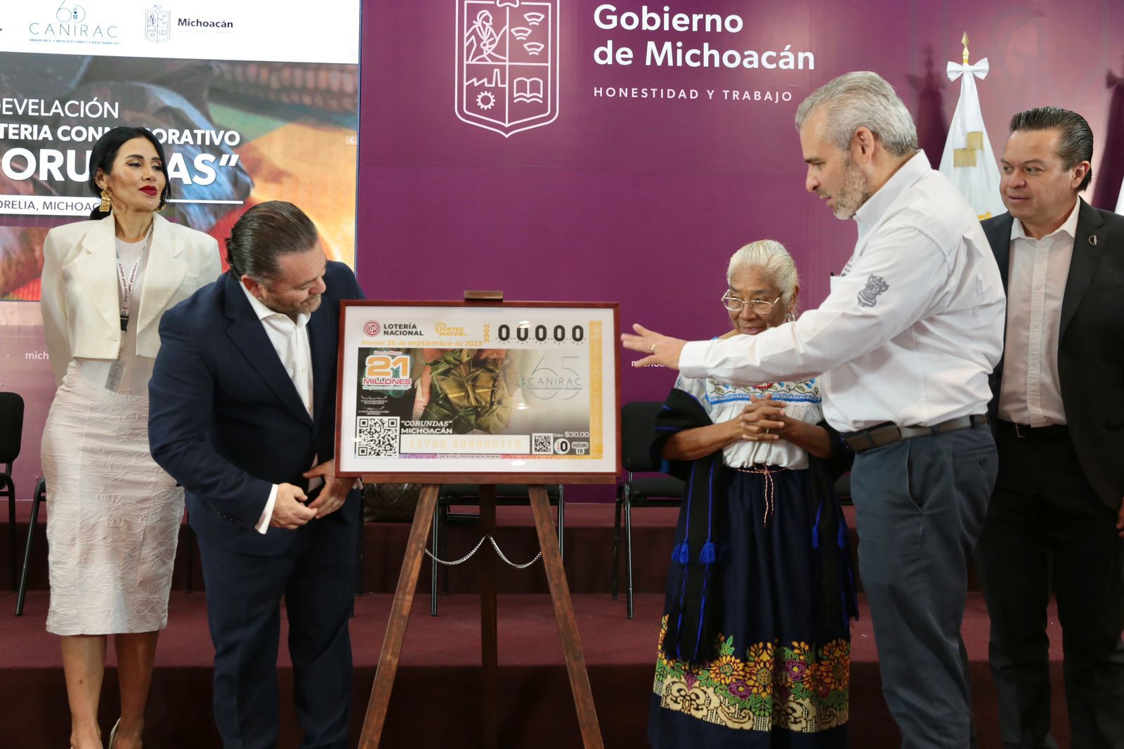 Devela Bedolla Billete de Lotería conmemorativo a «Las Corundas”.