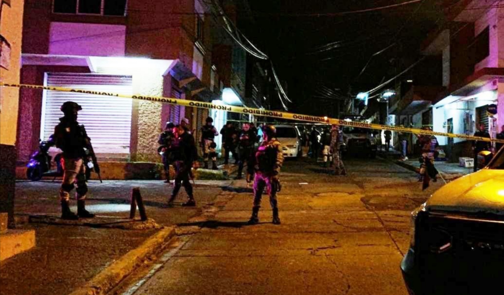 Delincuentes asaltan a jóvenes y matan a su perro en Uruapan