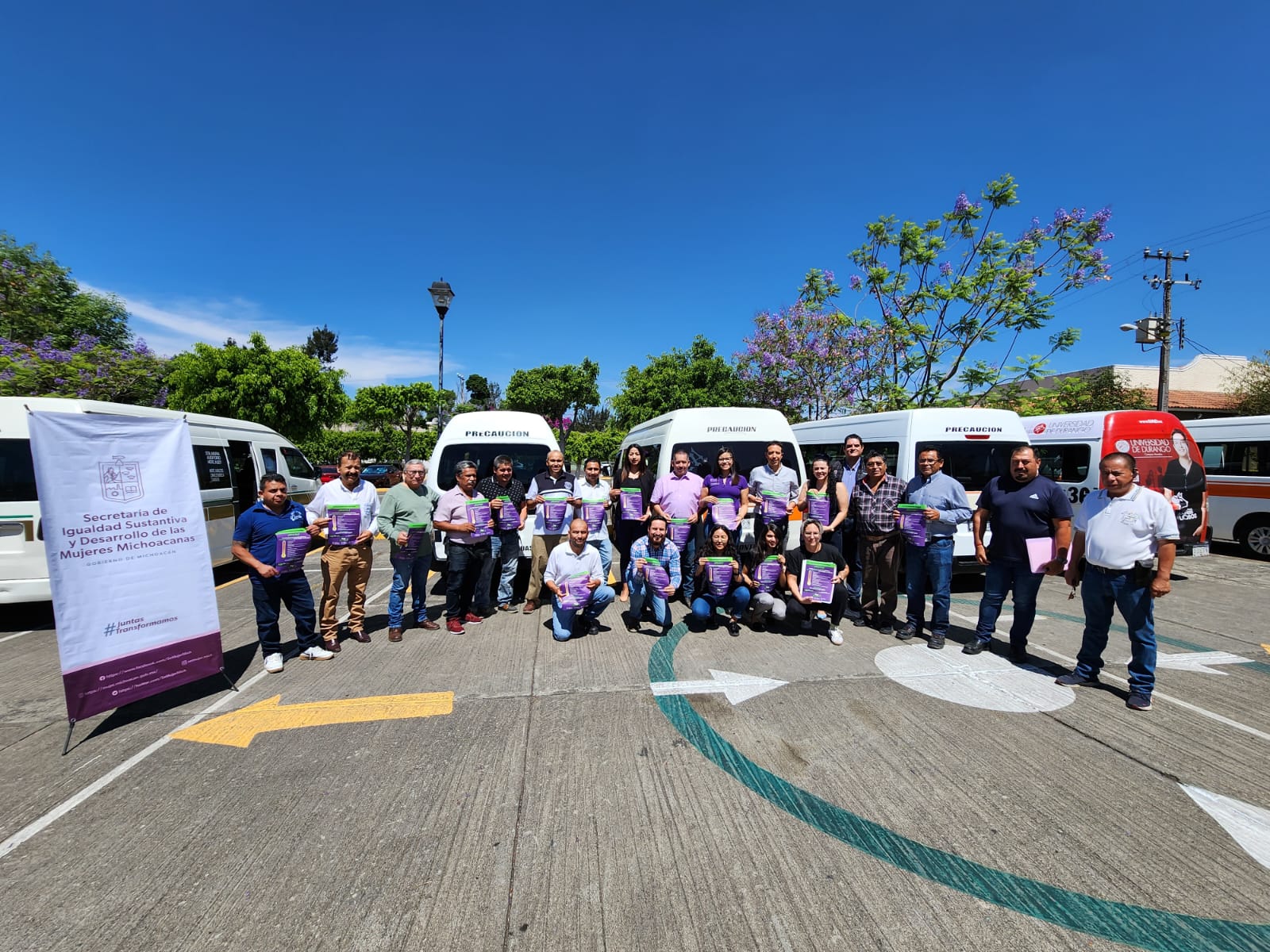 Con Gobierno de Bedolla, transporte público es más seguro para mujeres.
