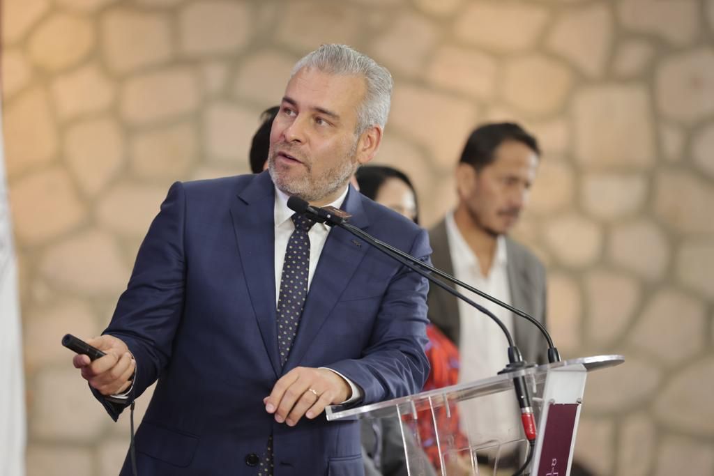Avanza programa de infraestructura pública para Michoacán, con 26 mil mdp: Bedolla.