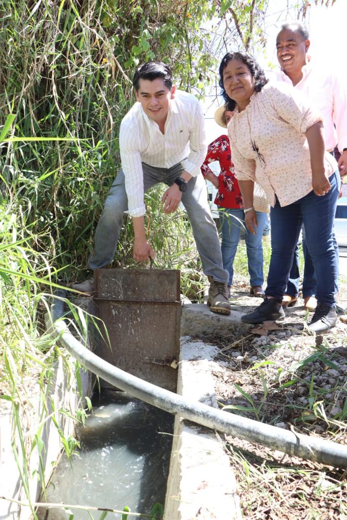 Beneficia #GobiernoDeSoluciones a 500 ejidatarios con canal de riego 