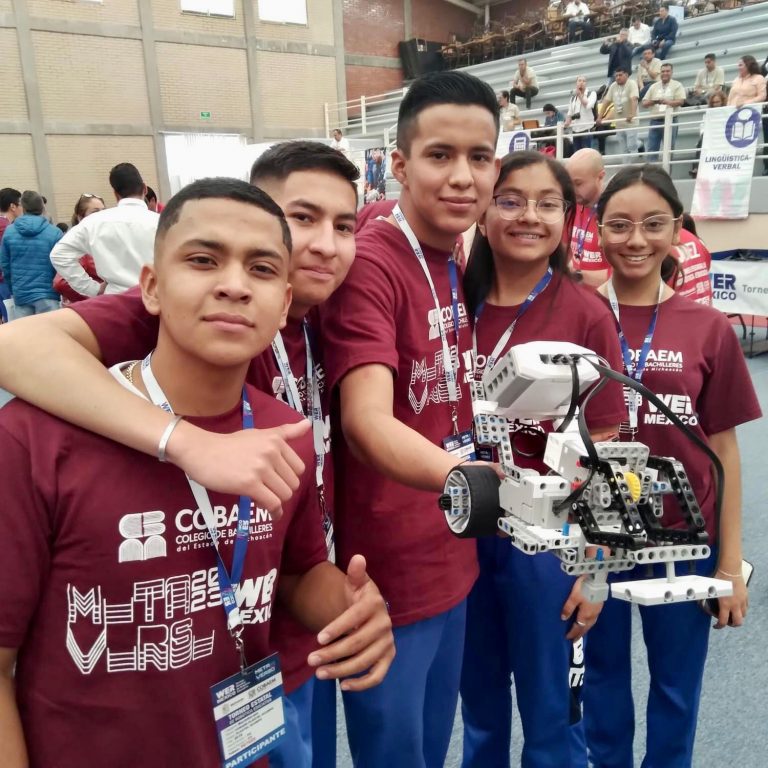 Estudiantes del Cobaem pasan a fase nacional de torneo de robótica