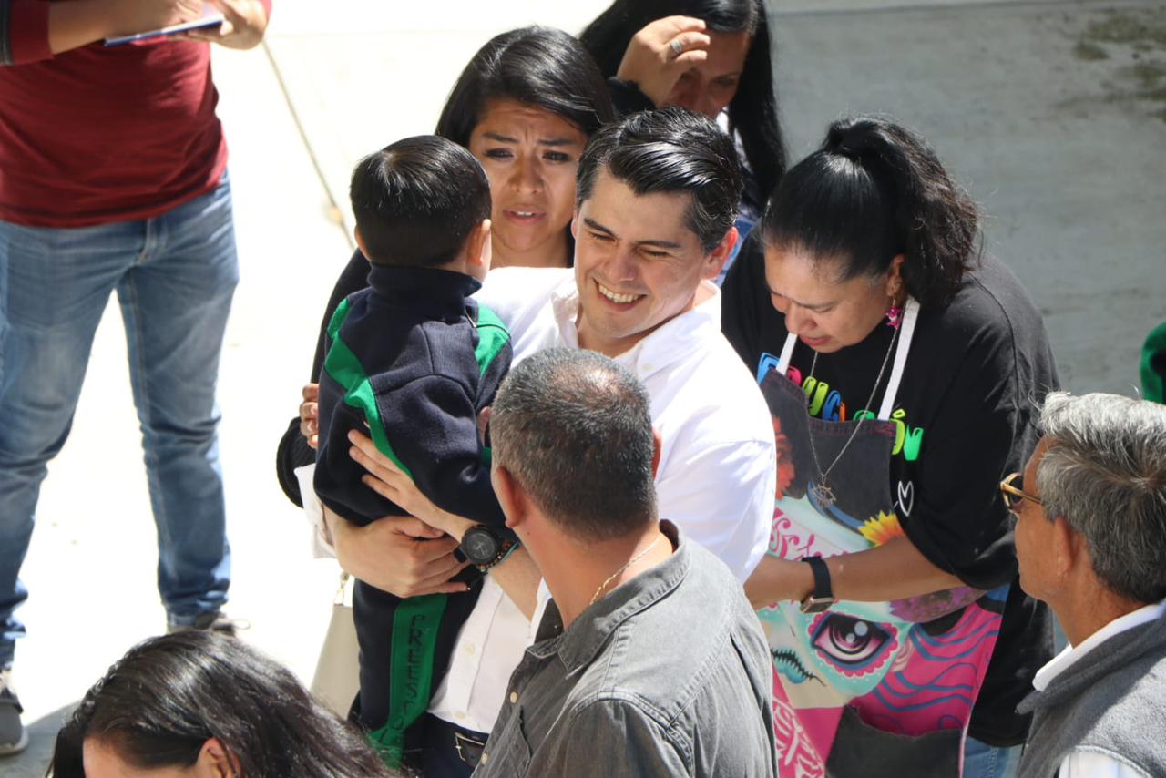 Anuncia Toño Ixtláhuac más domos escolares para escuelas de Zitácuaro
