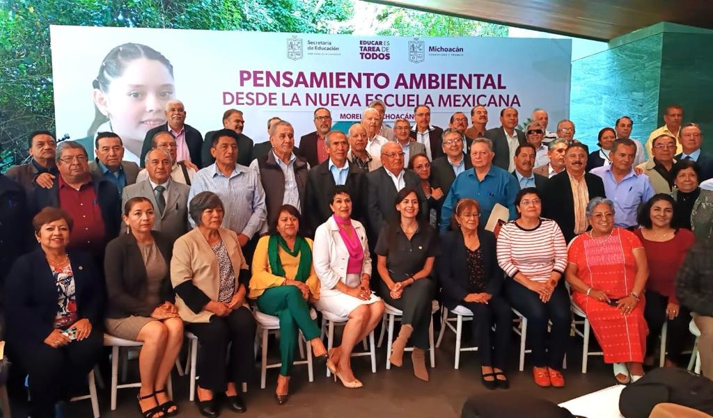 Fortalece SEE coordinación con supervisores; se benefician 356 secundarias