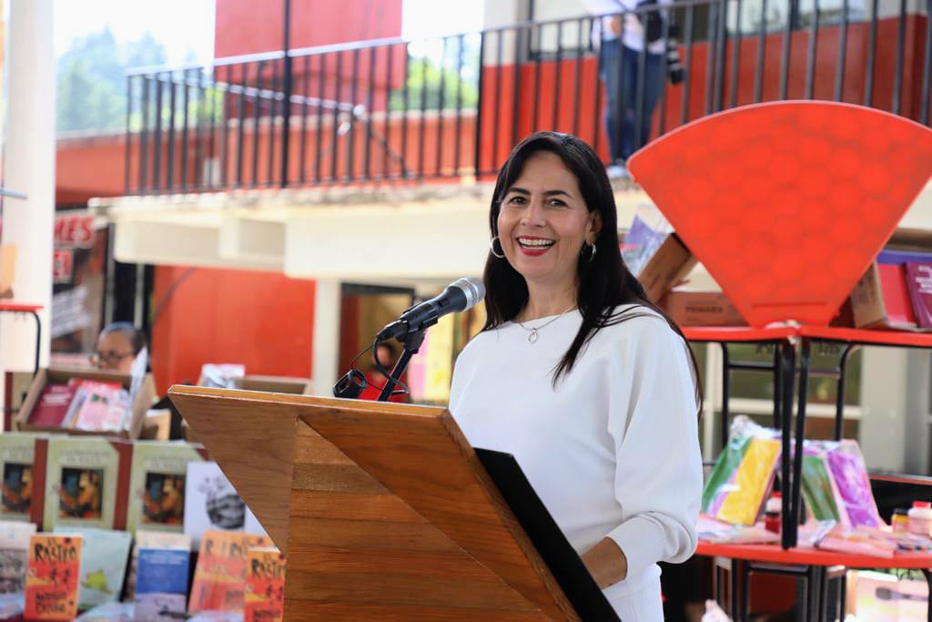 Con 19 mdp, SEE fortalece escuelas del Oriente michoacano.