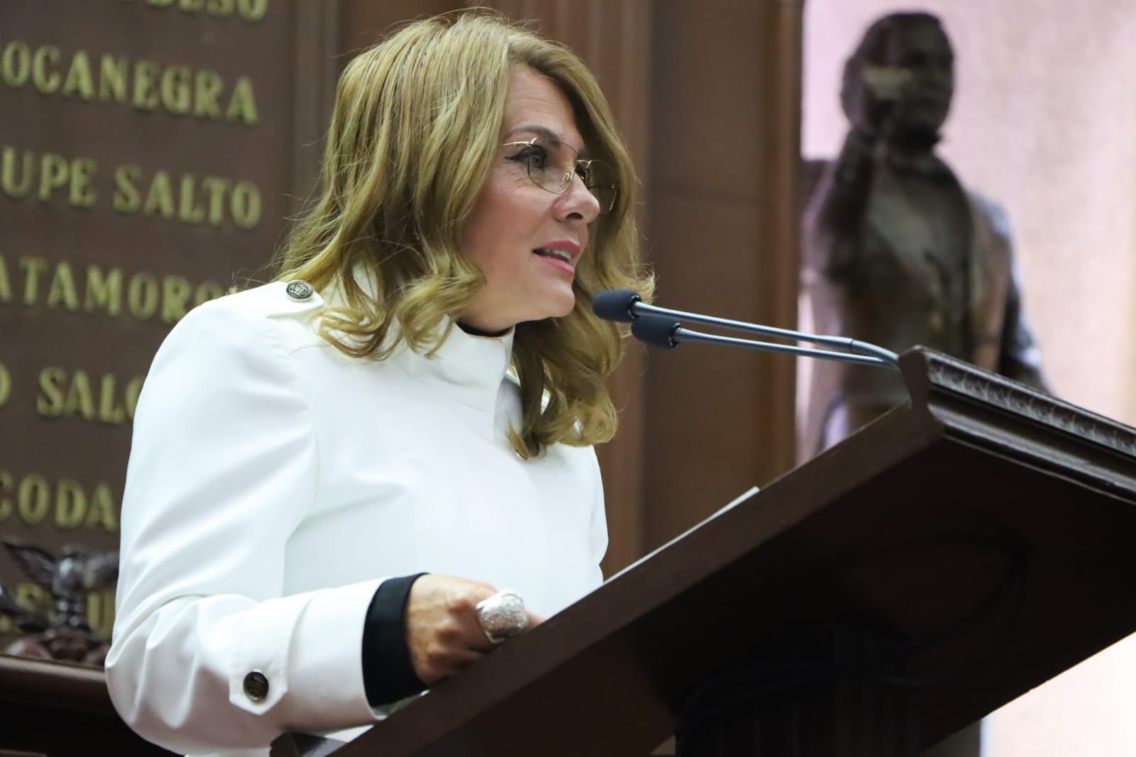 PES busca regular hoteles y moteles para prevenir la trata infantil.