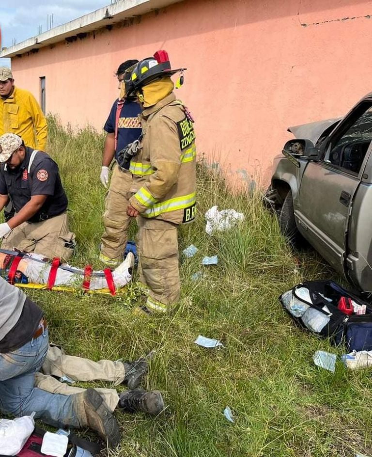 Accidente en Zinapécuaro deja tres menores heridos tras chocar contra un domicilio.