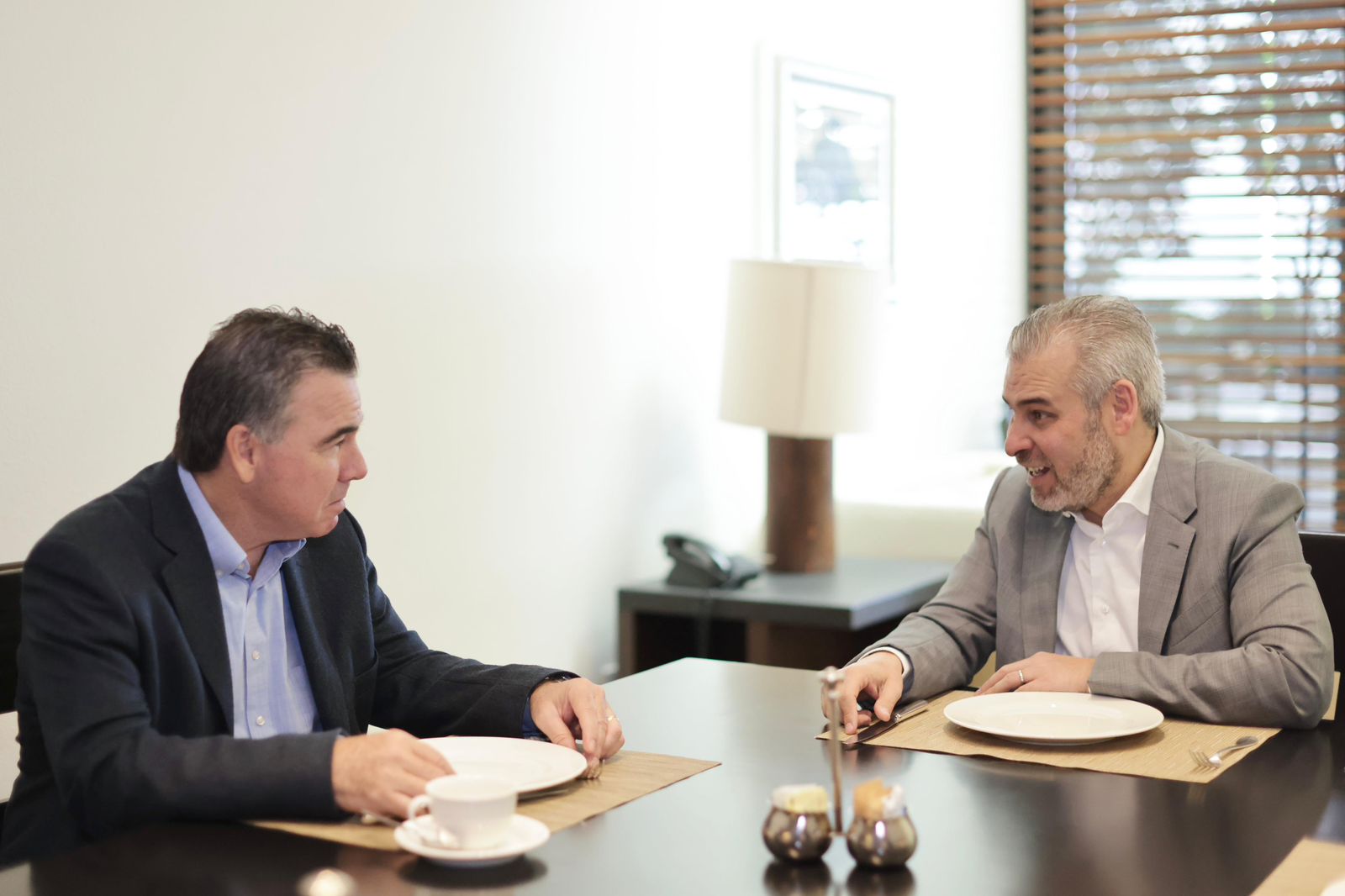 Propone Bedolla a ArcelorMittal proyecto para sanear y aprovechar aguas residuales en LC*