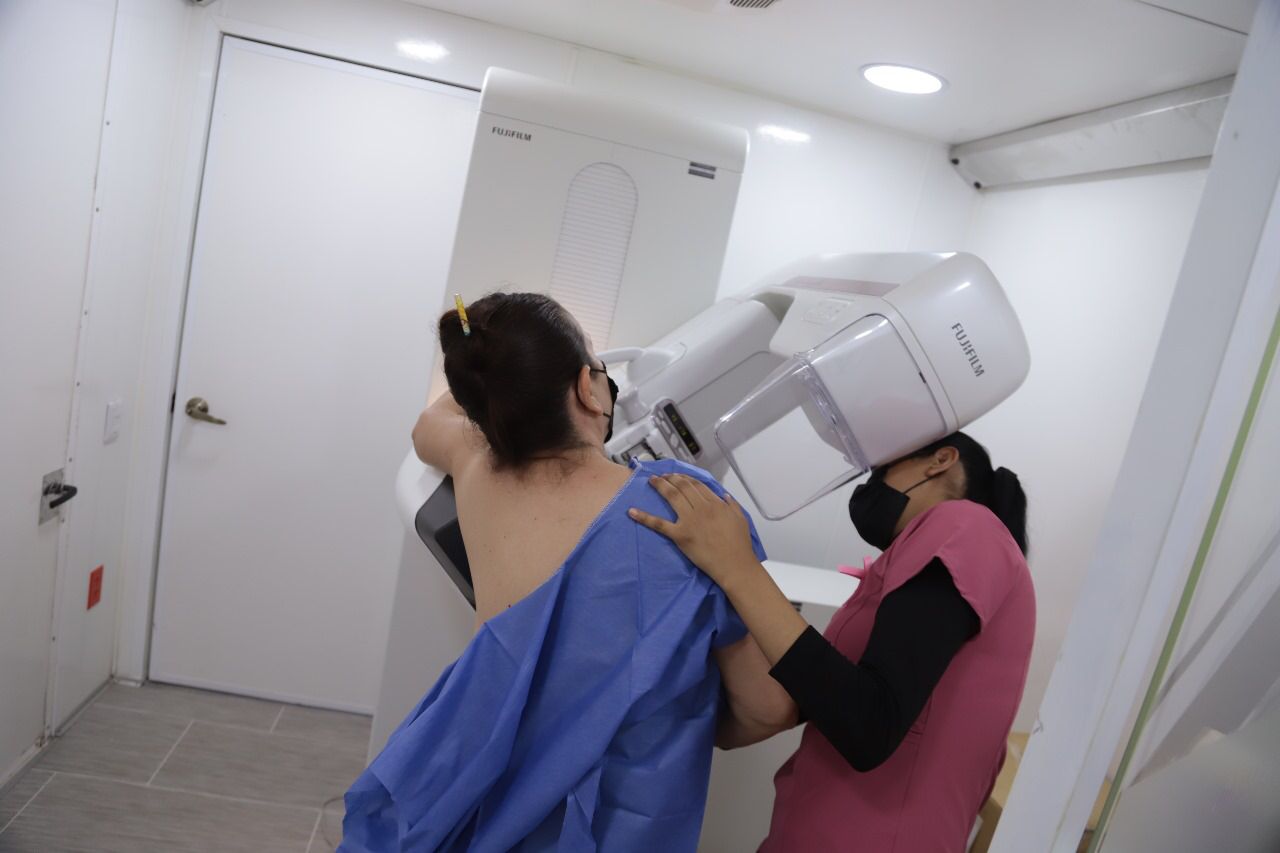 Lo que hay que saber del cáncer de mama: causas, sobrevida, síntomas y apoyos.