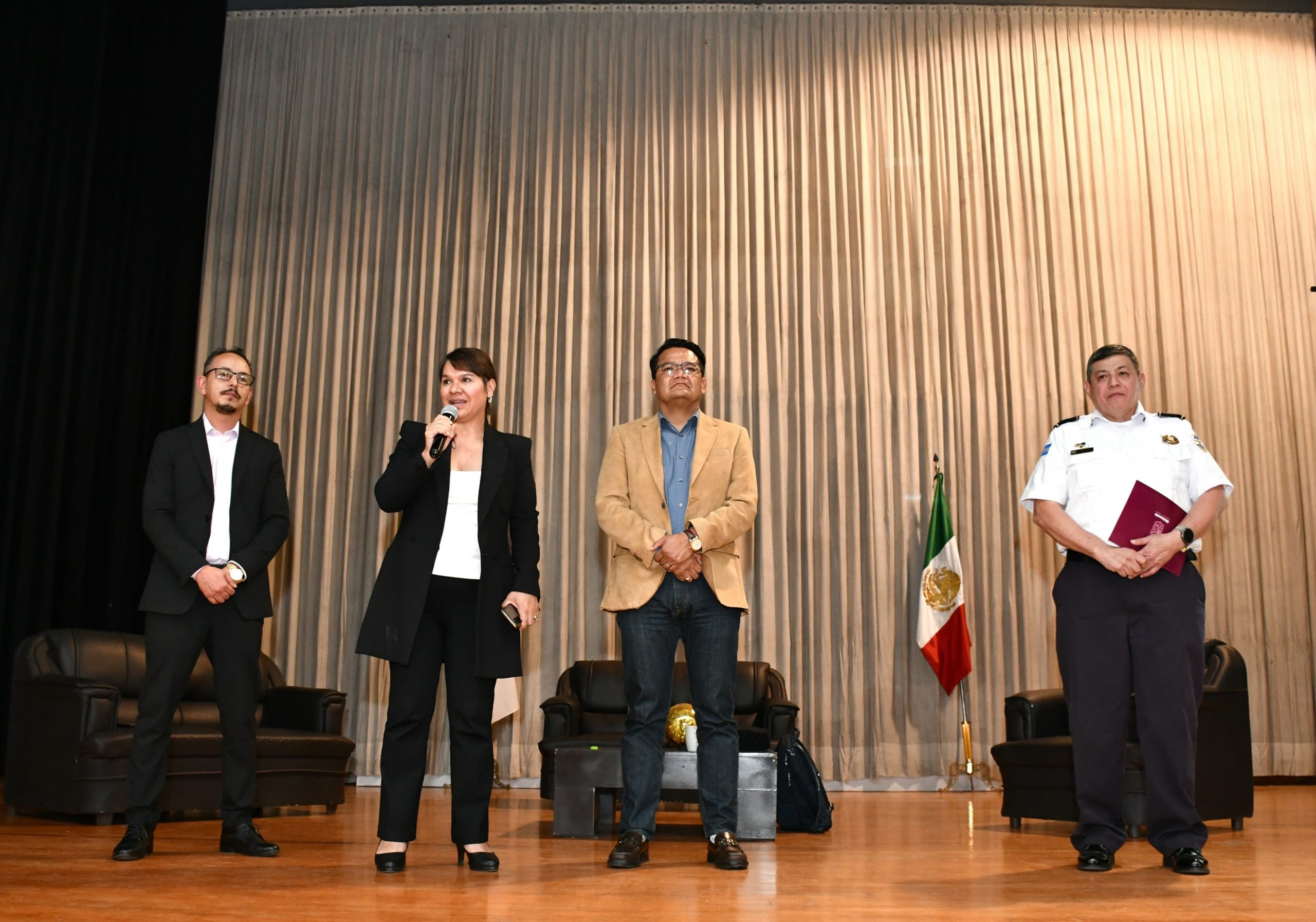 Cadetes policiales de 51 municipios, se preparan en prevención delincuencial