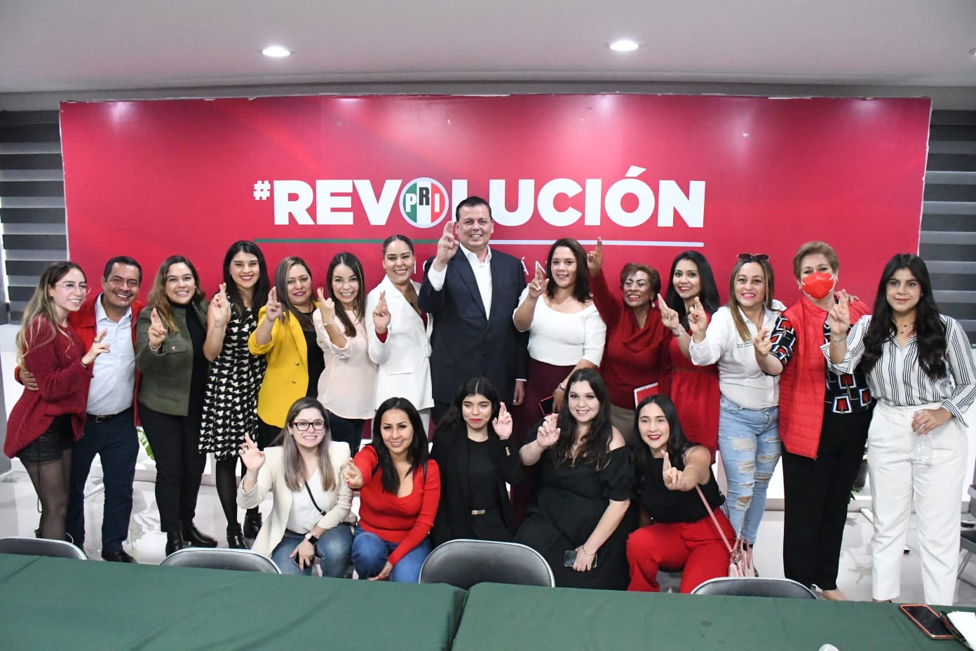 Histórico: por primera vez en el PRI sólo mujeres decidirán candidaturas