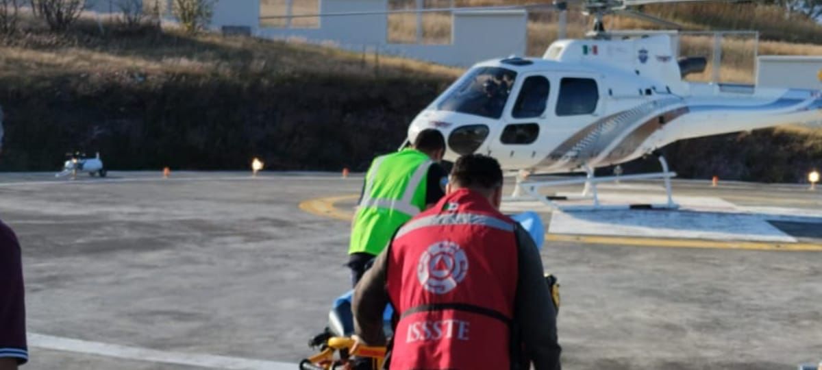 Servicios Aéreos de la SSP canaliza a una bebé con problemas de salud, de Maravatío a Morelia