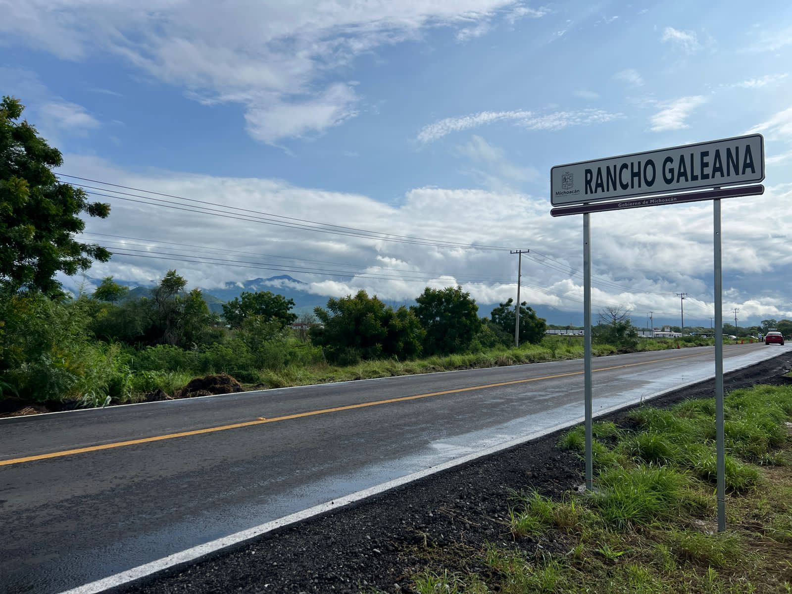 Reconoce CMIC inversión de Bedolla en infraestructura carretera