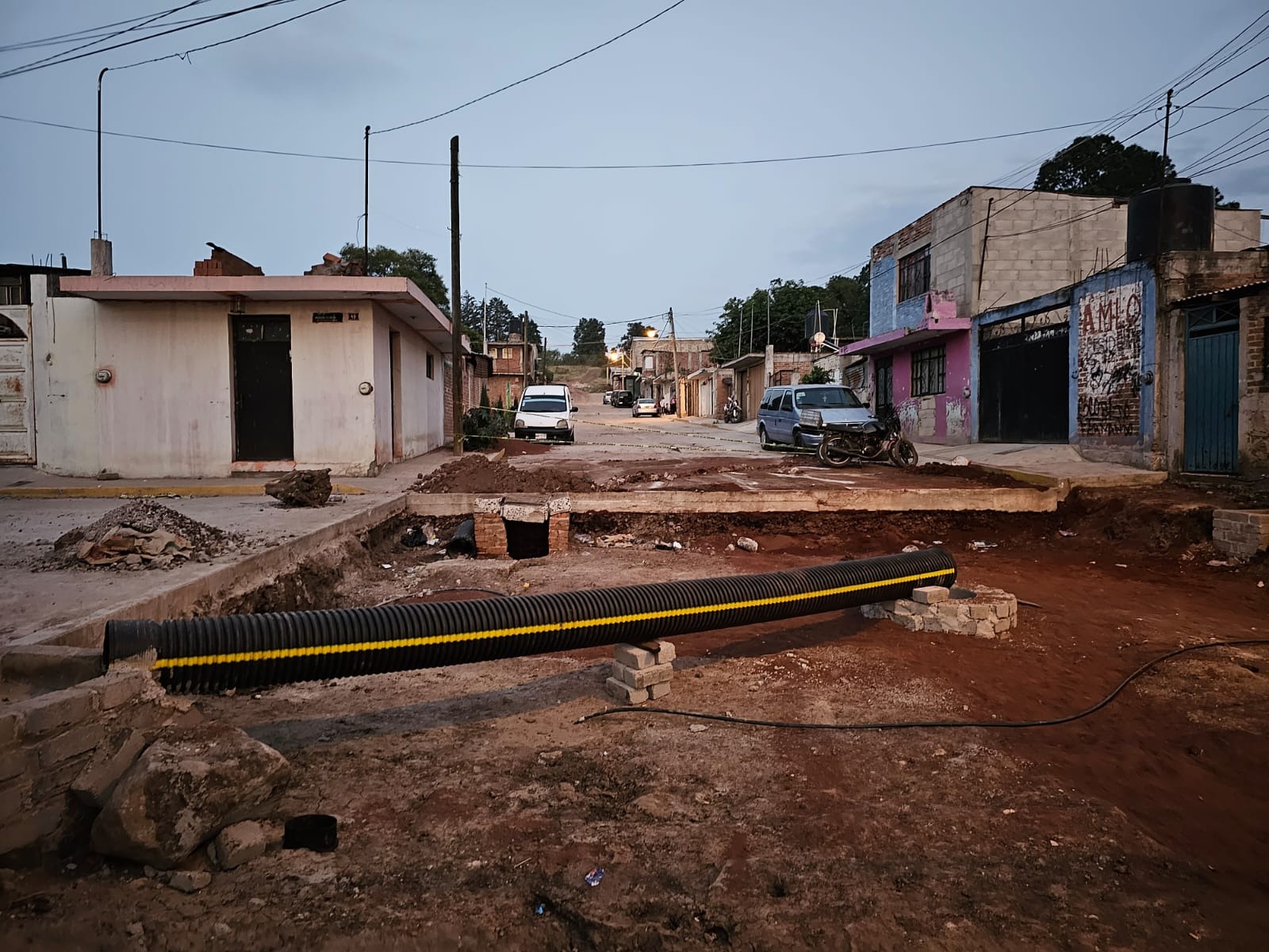 ​José Luis Téllez realizó recorrido de supervisión de obra por las Colonias Francisco Villa Segunda Etapa, La Antena y Colonia Las Fuentes