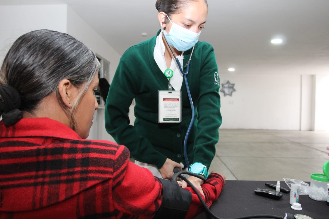 Acercan servicios médicos al personal de la Policía Auxiliar