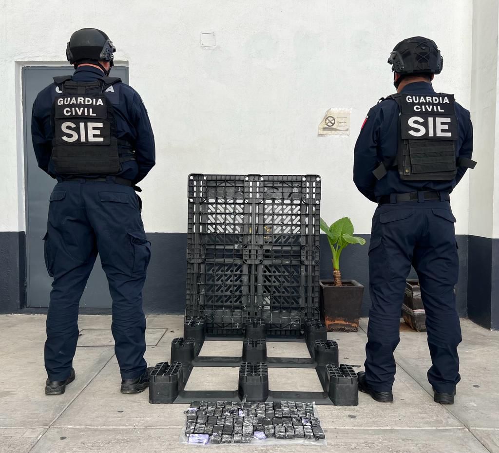 Vinculan a proceso a 2 hombres por tráfico de drogas; detenidos por la SIE y la FGR en Uruapan