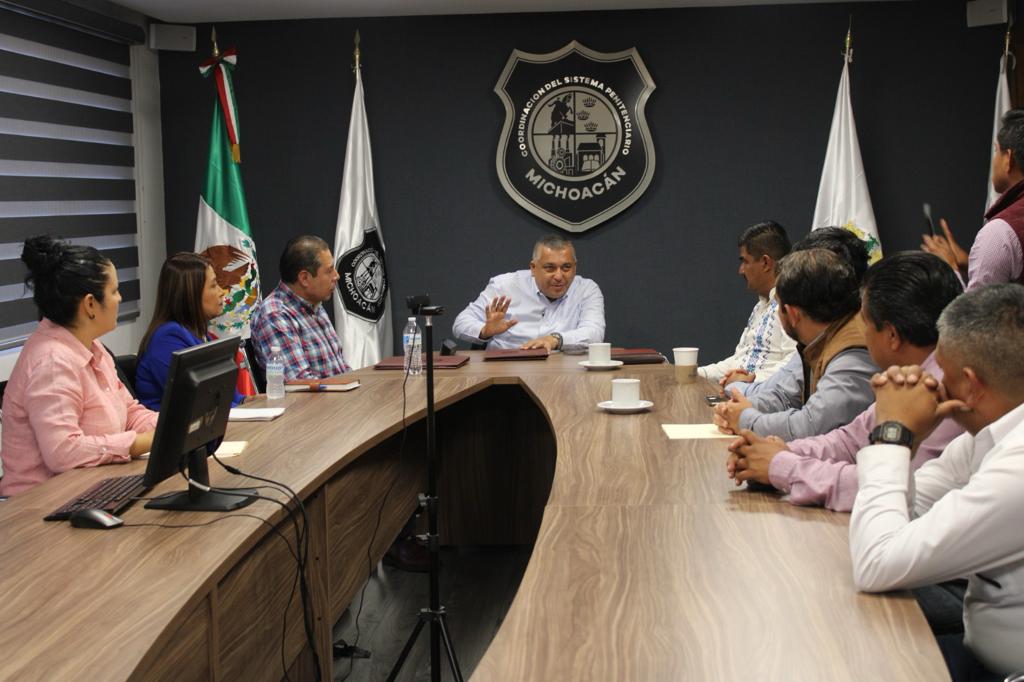 Más de 6 mil internos podrán continuar sus estudios en la UIIM.
