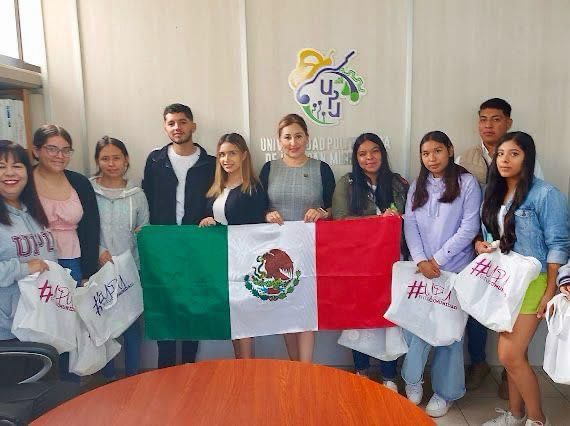 Estudiantes de la Politécnica de Uruapan, participarán en seminario de negocios en Costa Rica.