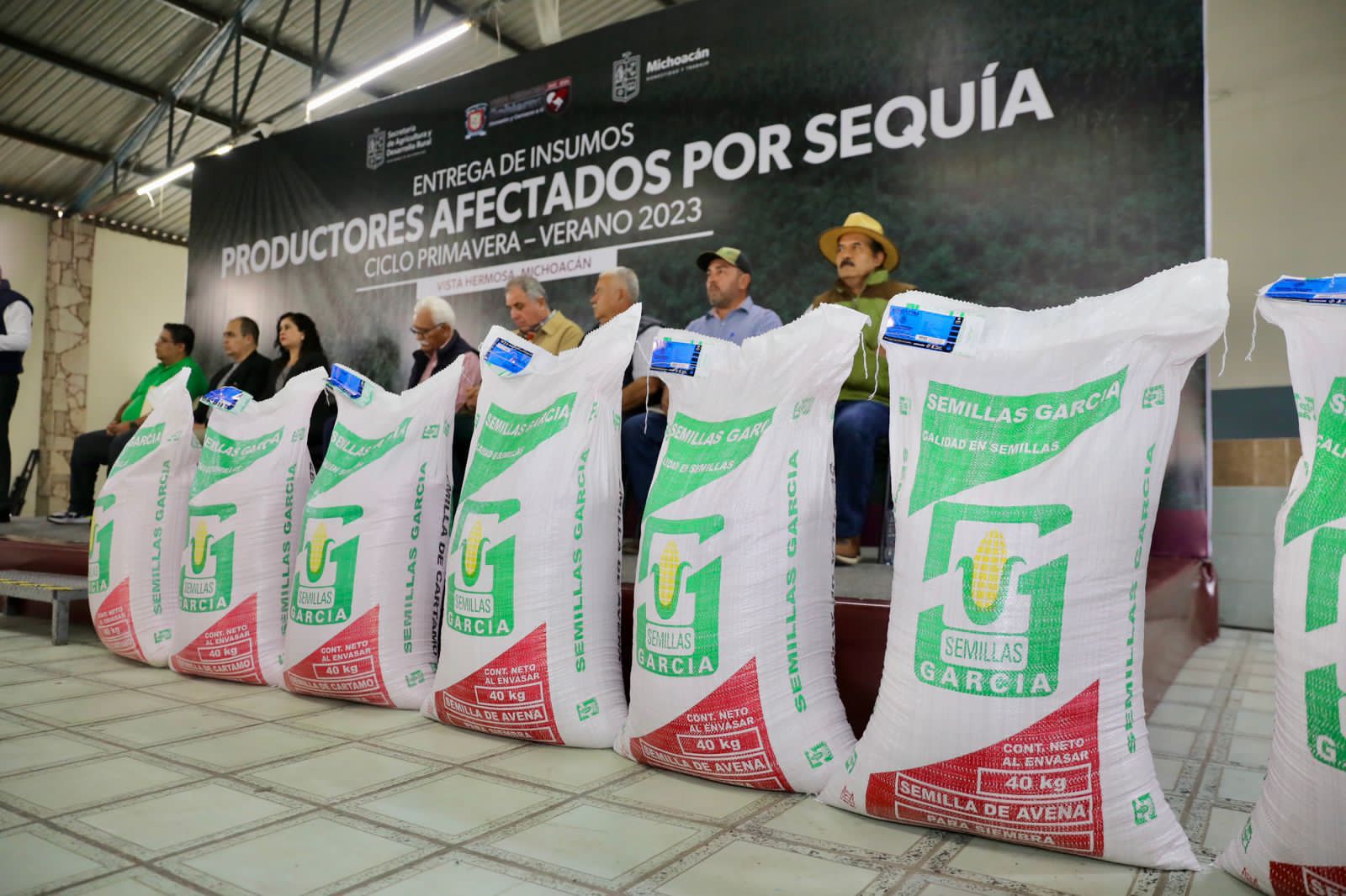 Inicia Sader con entrega de apoyos a campesinos afectados por sequía; dispersará 68 mdp.