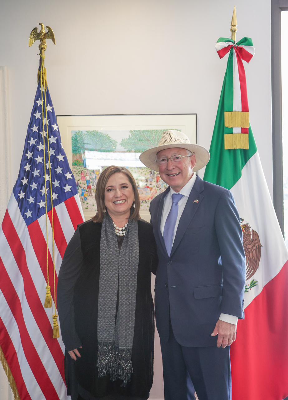 Se reúne Xóchitl Gálvez con Embajador de EU en México