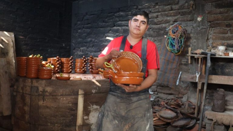 Listos los artesanos michoacanos para el Tianguis de Occidente en Zamora.