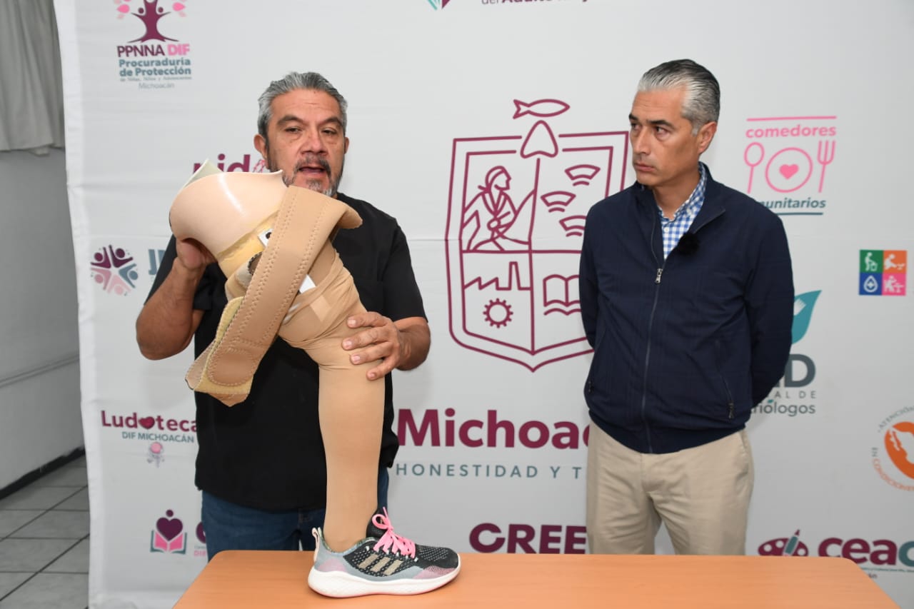 DIF Michoacán brinda apoyos de movilidad a pacientes con discapacidad