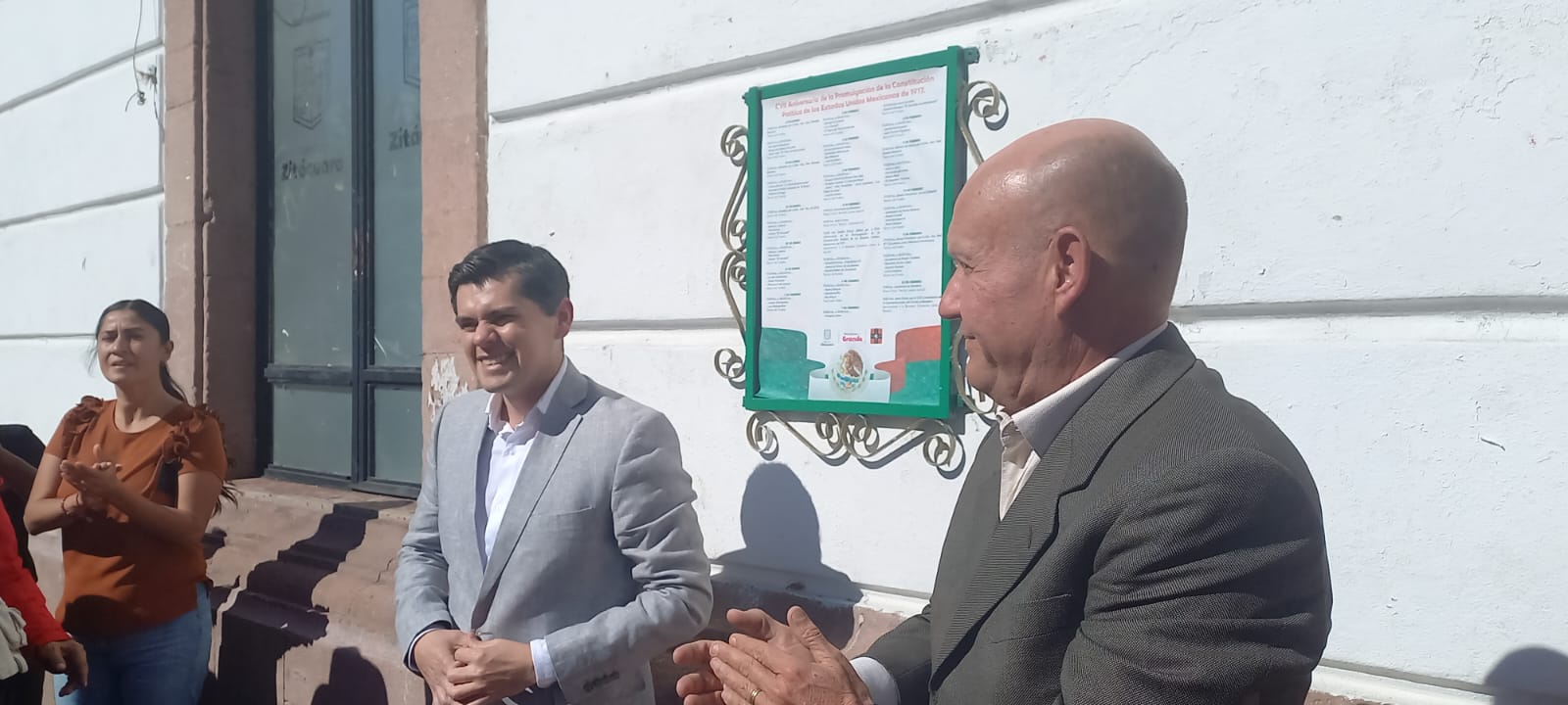 Autoridades de Zitácuaro fijan bando de actividades conmemorativas al 5 de febrero